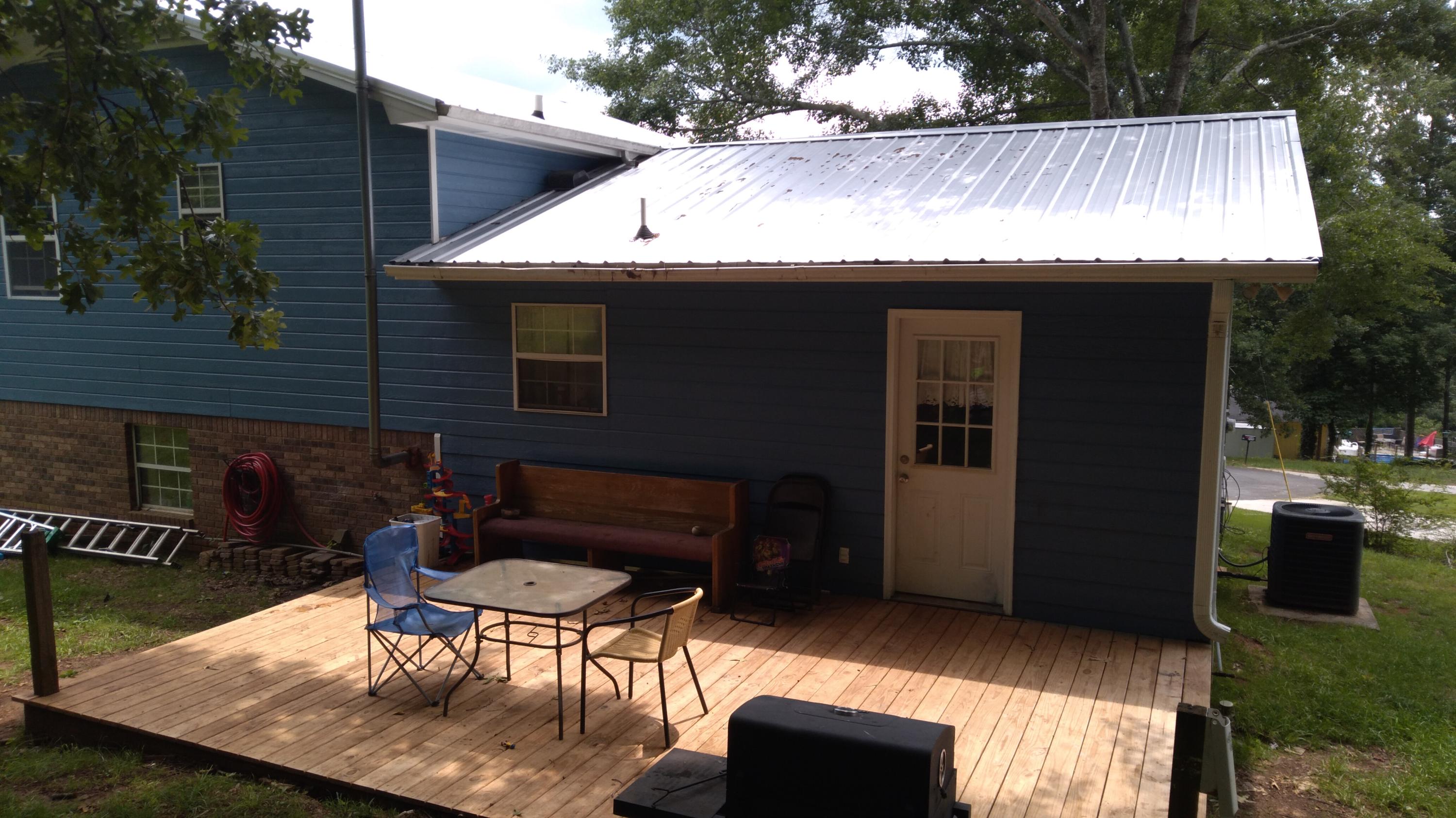 424 Wisteria Road LaFayette, GA 30728 - Photo 9 of 18 424 Deck1