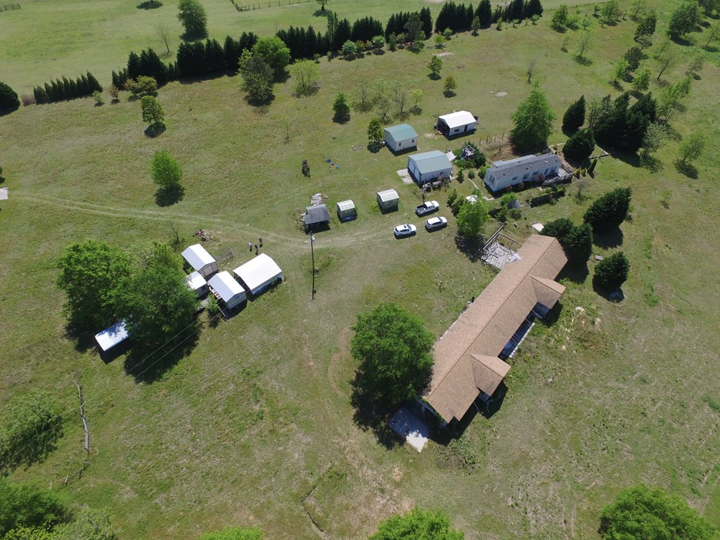 268 Berry Farm Road Johnston, SC 29832 - Photo 4 of 25