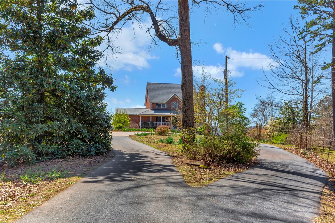 161 Fountain Falls Road Westminster, SC 29693 - Photo 4 of 48 Gallery Image 4