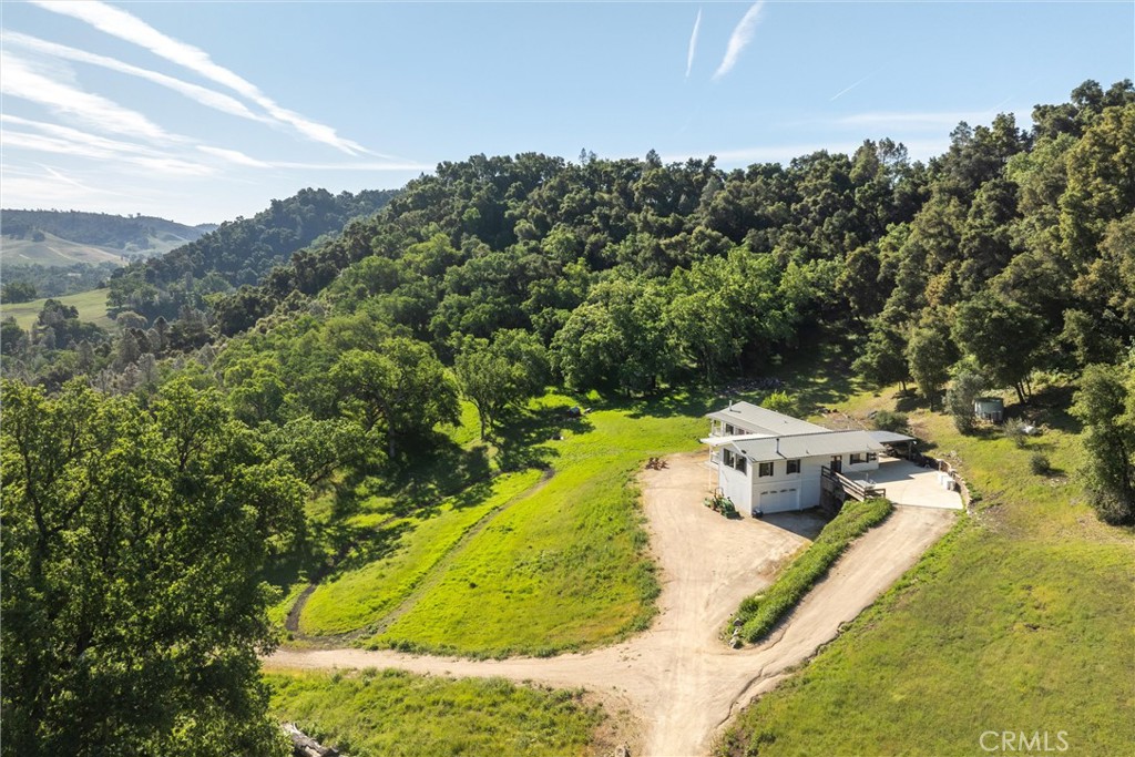 7330 Gage Irving Road Paso Robles, CA 93446 - Photo 5 of 30