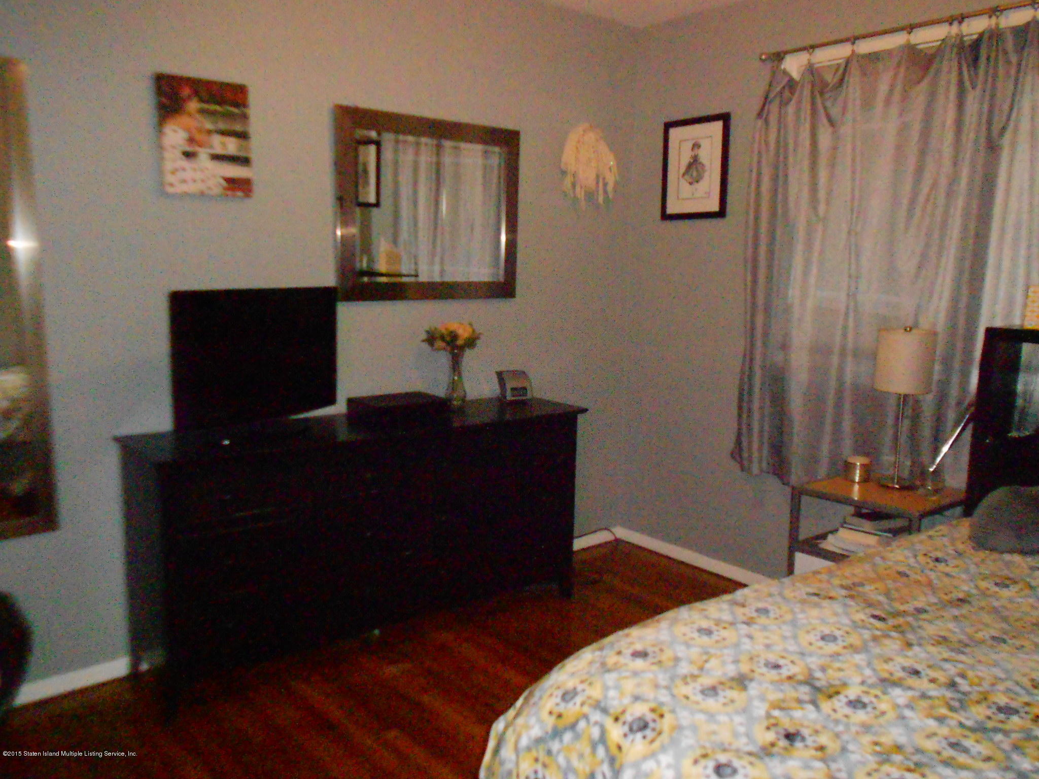 417 Riga Street Staten Island, NY 10306 - Photo 13 of 22 DSCN5111.JPG