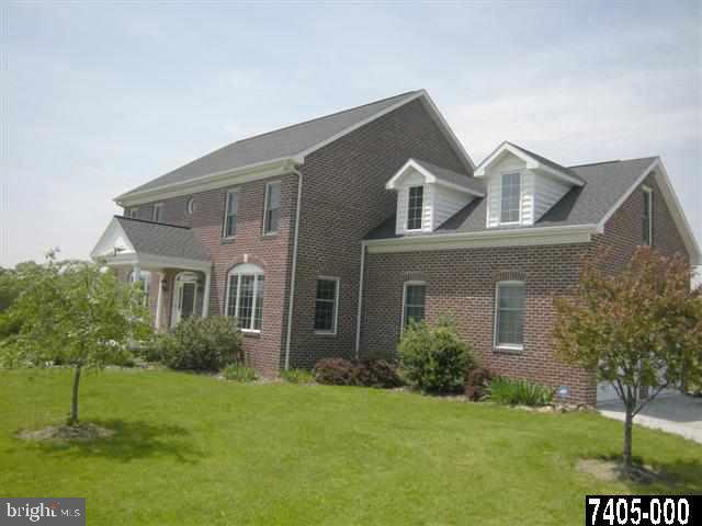 2784 Fairfield Road Gettysburg, PA 17325 - Photo 2 of 25