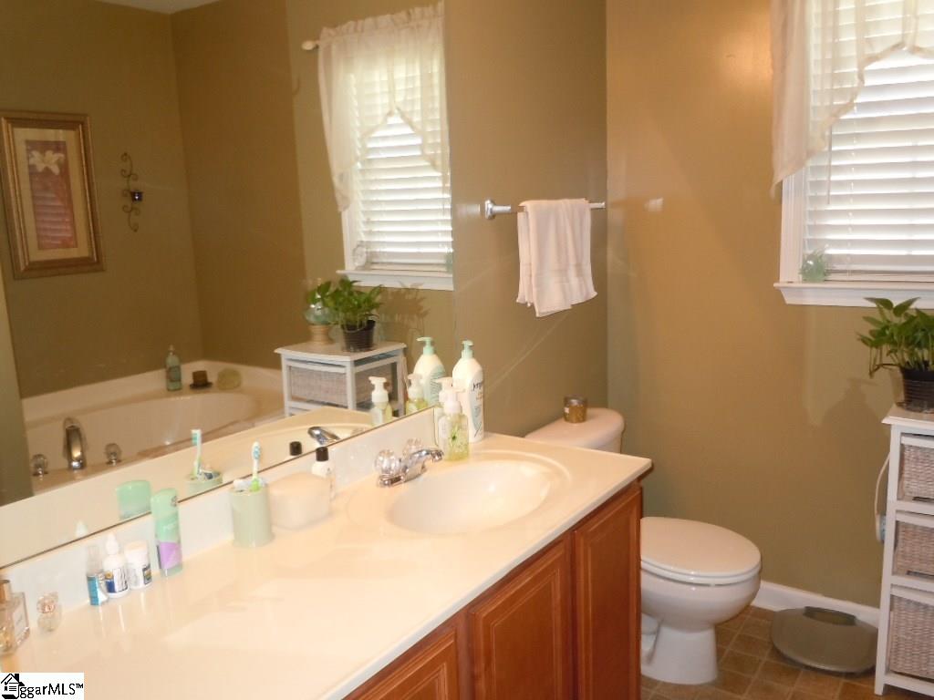 105 Manitou Way Fountain Inn, SC 29644 - Photo 13 of 18 Gallery Image 13