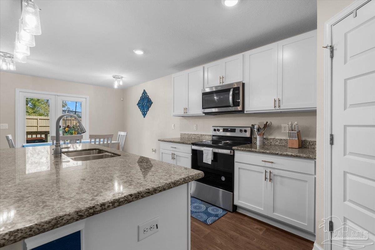 5456 Merlin Way Milton, FL 32583 - Photo 12 of 38