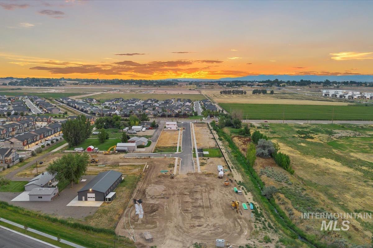 45 North Feather Reed Avenue Meridian, ID 83642 - Photo 12 of 22