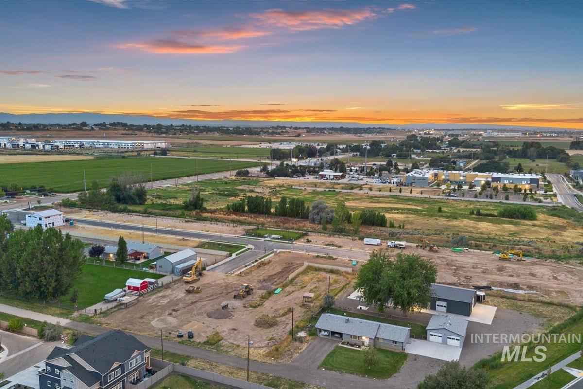 45 North Feather Reed Avenue Meridian, ID 83642 - Photo 13 of 22
