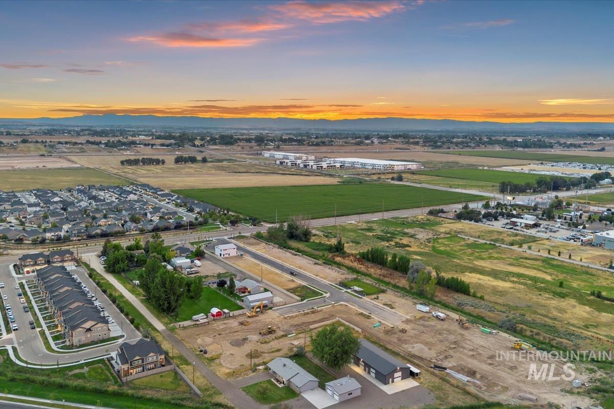 45 North Feather Reed Avenue Meridian, ID 83642 - Photo 8 of 22