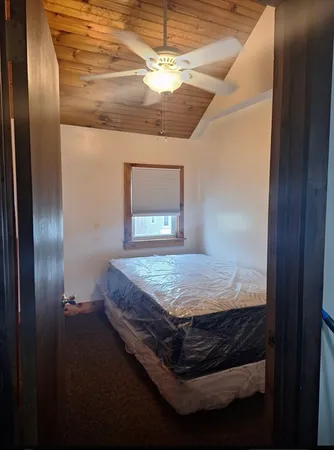 $1,800 | 28 Cove Street, Unit 3, New Bedford, MA 02744