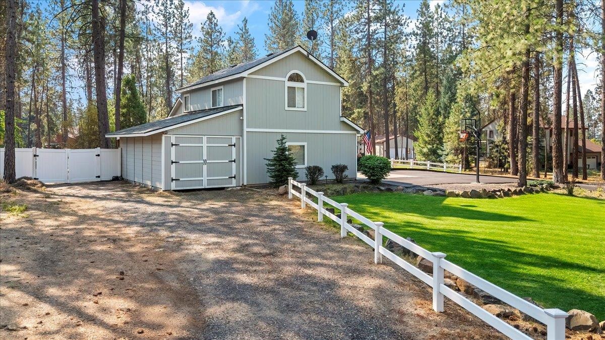 4508 East Silver Pine Road Colbert, WA 99005 - Photo 37 of 47 Gallery Image 37