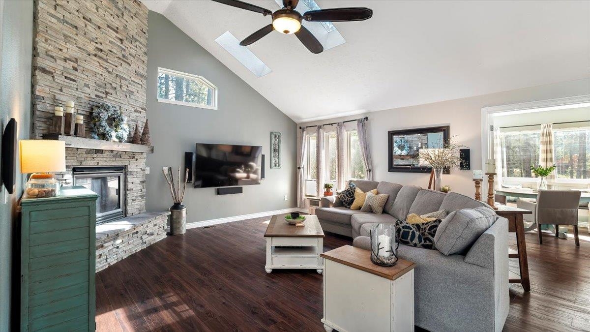 4508 East Silver Pine Road Colbert, WA 99005 - Photo 5 of 47 Gallery Image 5