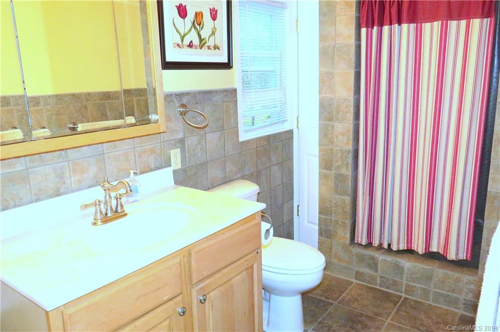 16 Costigan Road Brevard, NC 28712 - Photo 17 of 32 Gallery Image 17