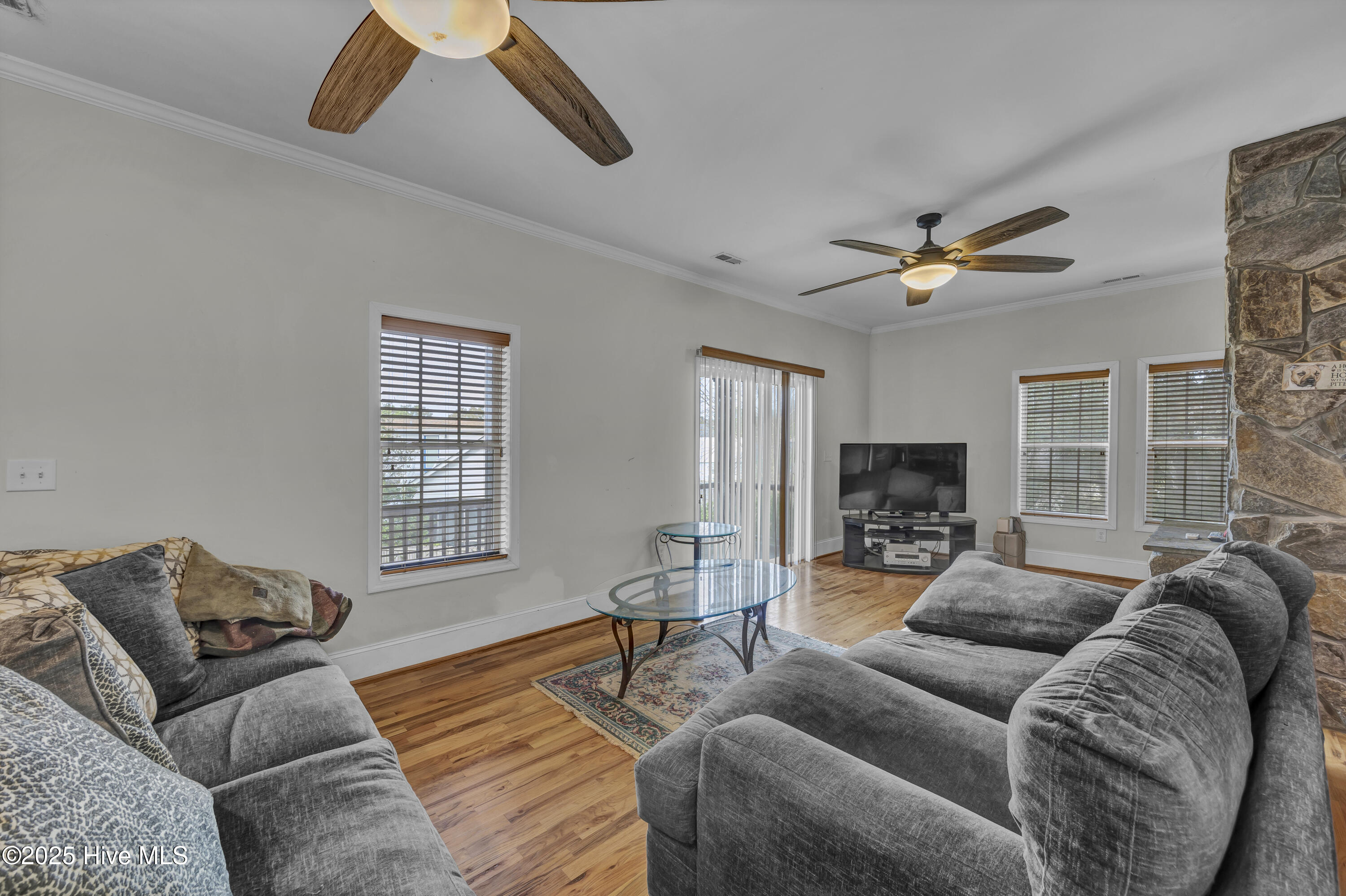 401 Risley Road Carolina Beach, NC 28428 - Photo 10 of 22 IMG_4469