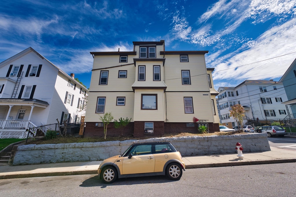 4 Oliver Street Fall River, MA 02724 - Photo 4 of 41