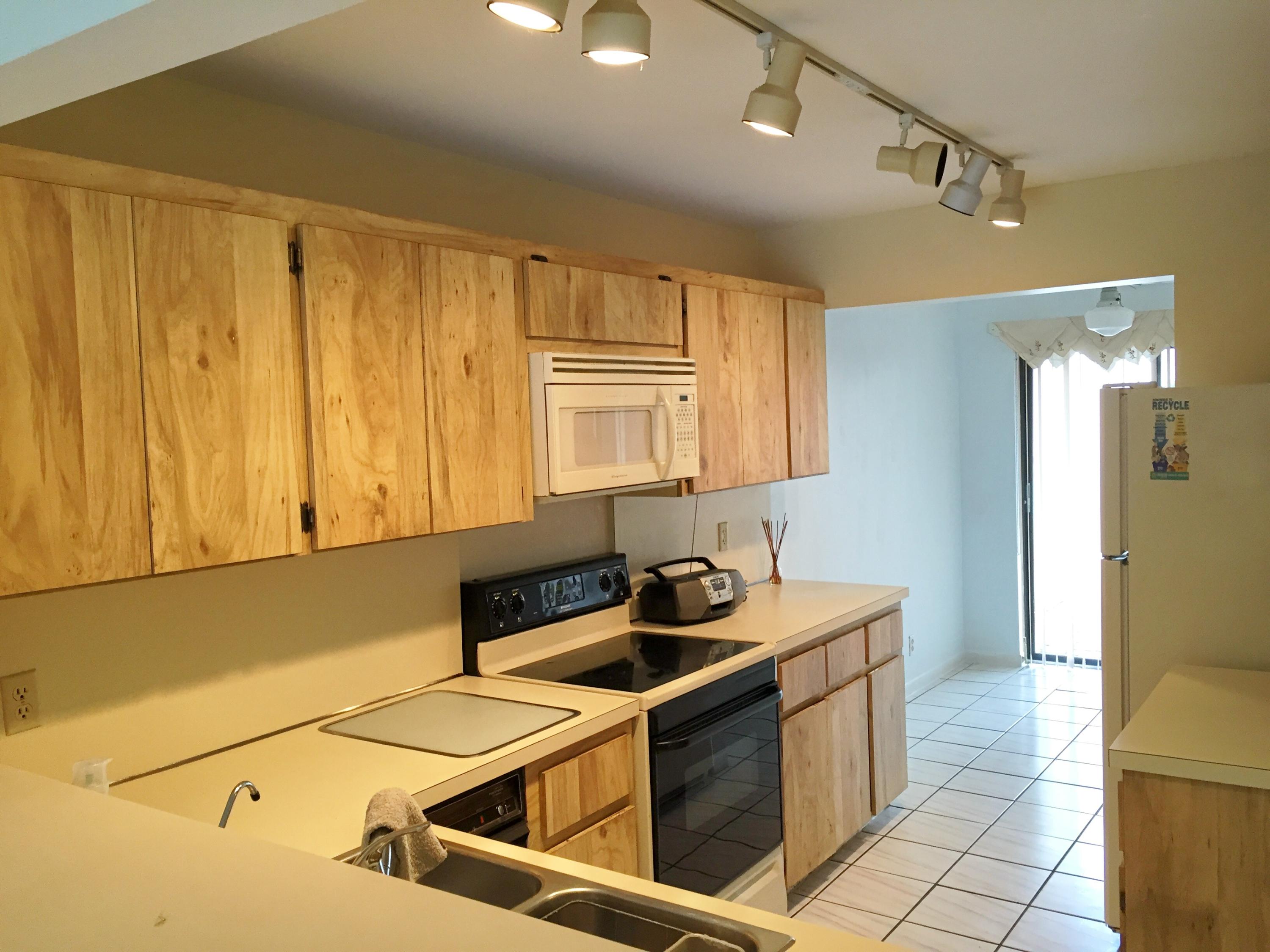 6922 Consolata Street Boca Raton, FL 33433 - Photo 5 of 17 IMG_3577