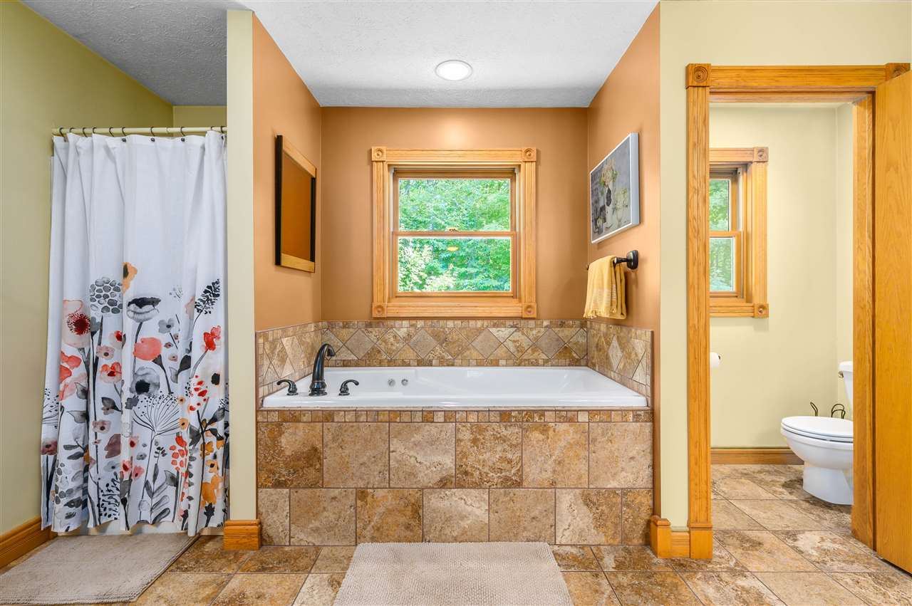 6694 Cedar Run Road Traverse City, MI 49684 - Photo 33 of 54 1900115-32.JPG