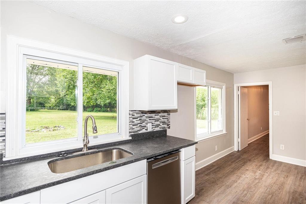 3920 Moller Road Indianapolis, IN 46254 - Photo 12 of 29 Gallery Image 12