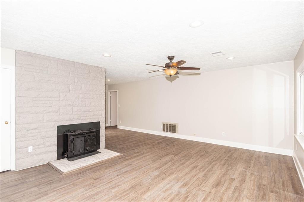 3920 Moller Road Indianapolis, IN 46254 - Photo 5 of 29 Gallery Image 5