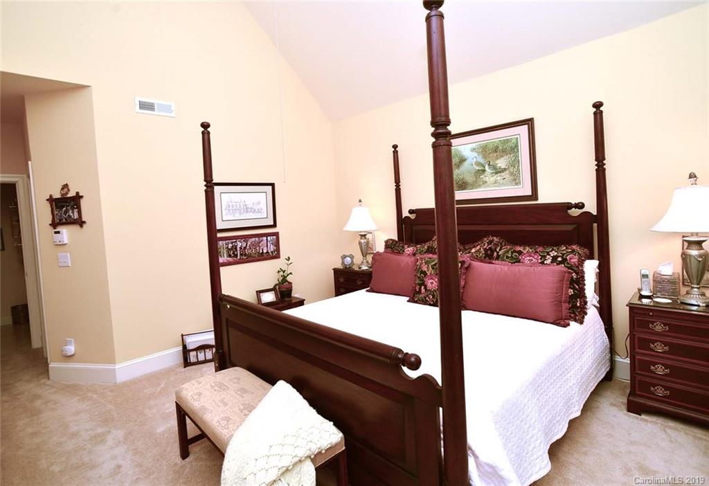 6027 Sharon Road Charlotte, NC 28210 - Photo 13 of 24 Gallery Image 13