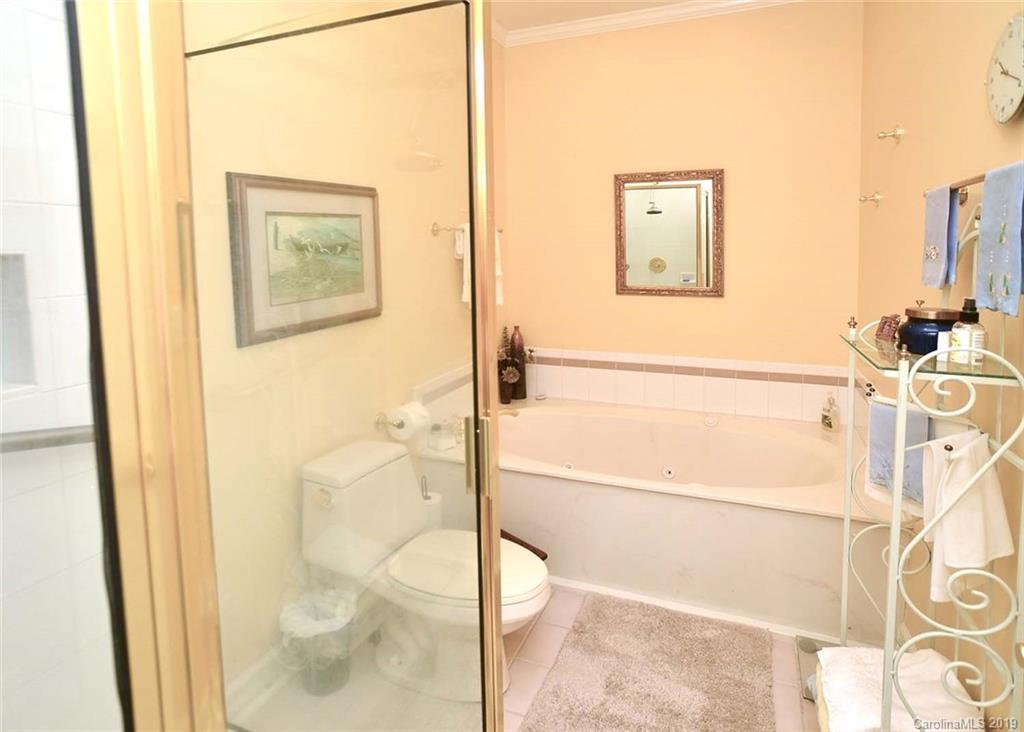 6027 Sharon Road Charlotte, NC 28210 - Photo 15 of 24 Gallery Image 15