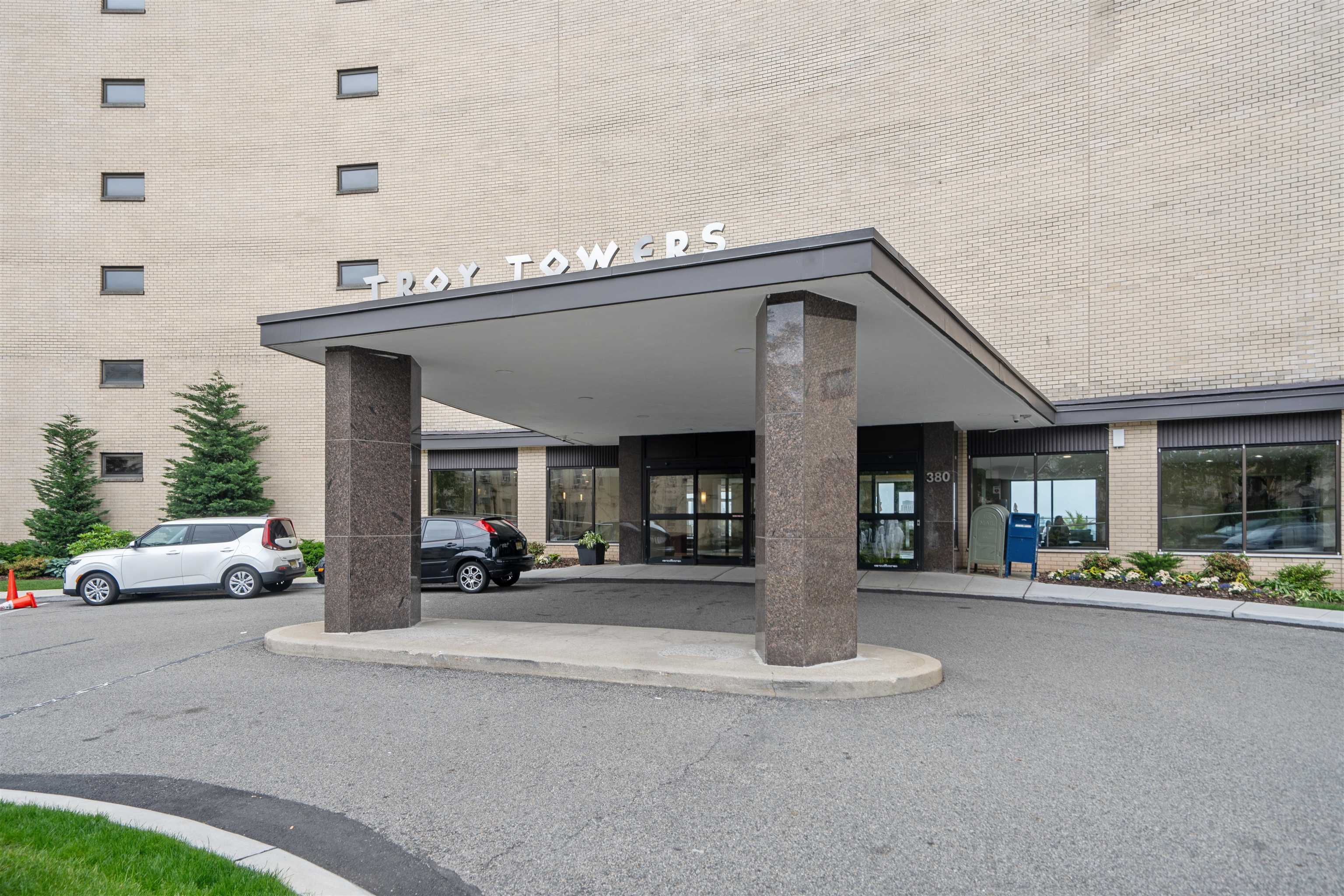 380 Mountain Road, Unit 403 Union City, NJ 07087 - Photo 19 of 20