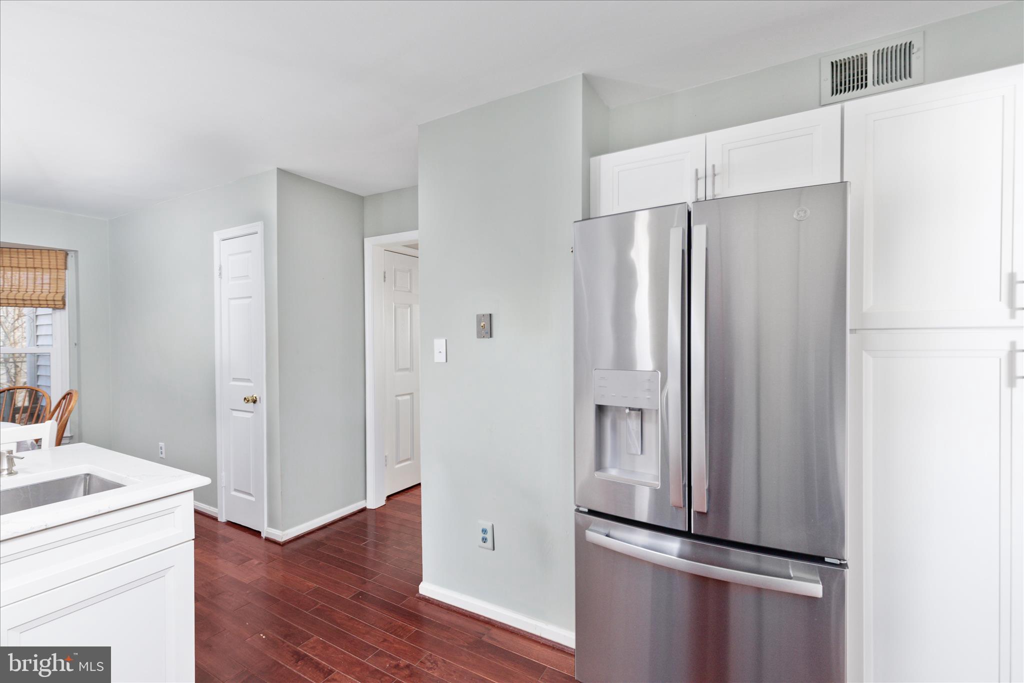 10283 Cedar Ridge Drive Manassas, VA 20110 - Photo 13 of 60 2E7A6797_10283 Cedar Ridge Dr - Absolute Altitude