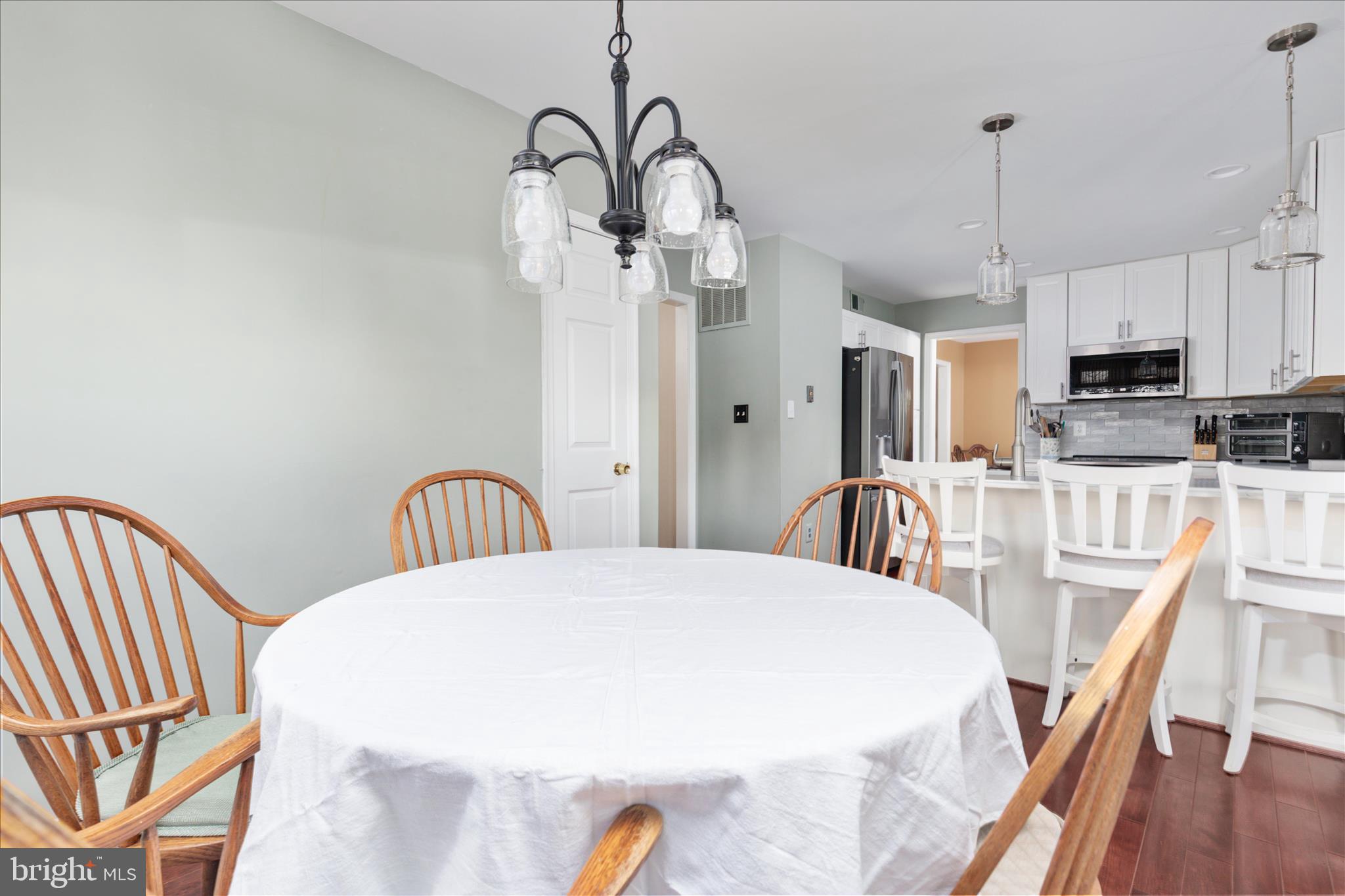 10283 Cedar Ridge Drive Manassas, VA 20110 - Photo 16 of 60 2E7A6815_10283 Cedar Ridge Dr - Absolute Altitude