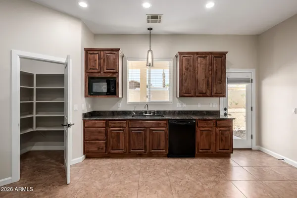 $2,495 | 14648 North Del Cambre Avenue, Fountain Hills, AZ 85268