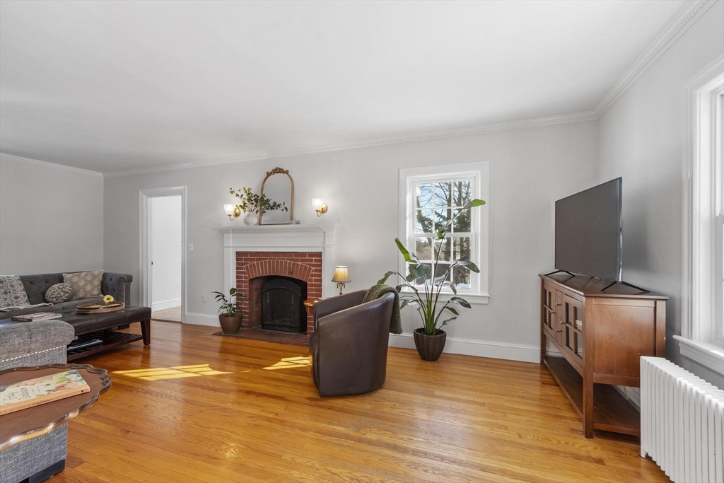 10 Dartmouth Road Andover, MA 01810 - Photo 13 of 42