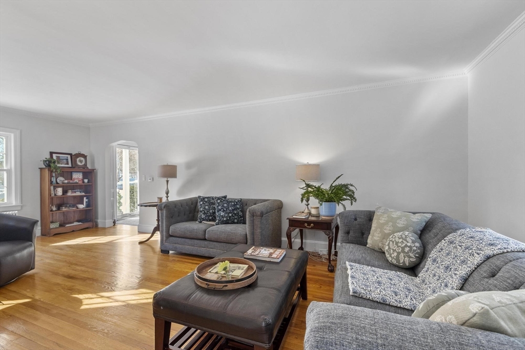 10 Dartmouth Road Andover, MA 01810 - Photo 16 of 42