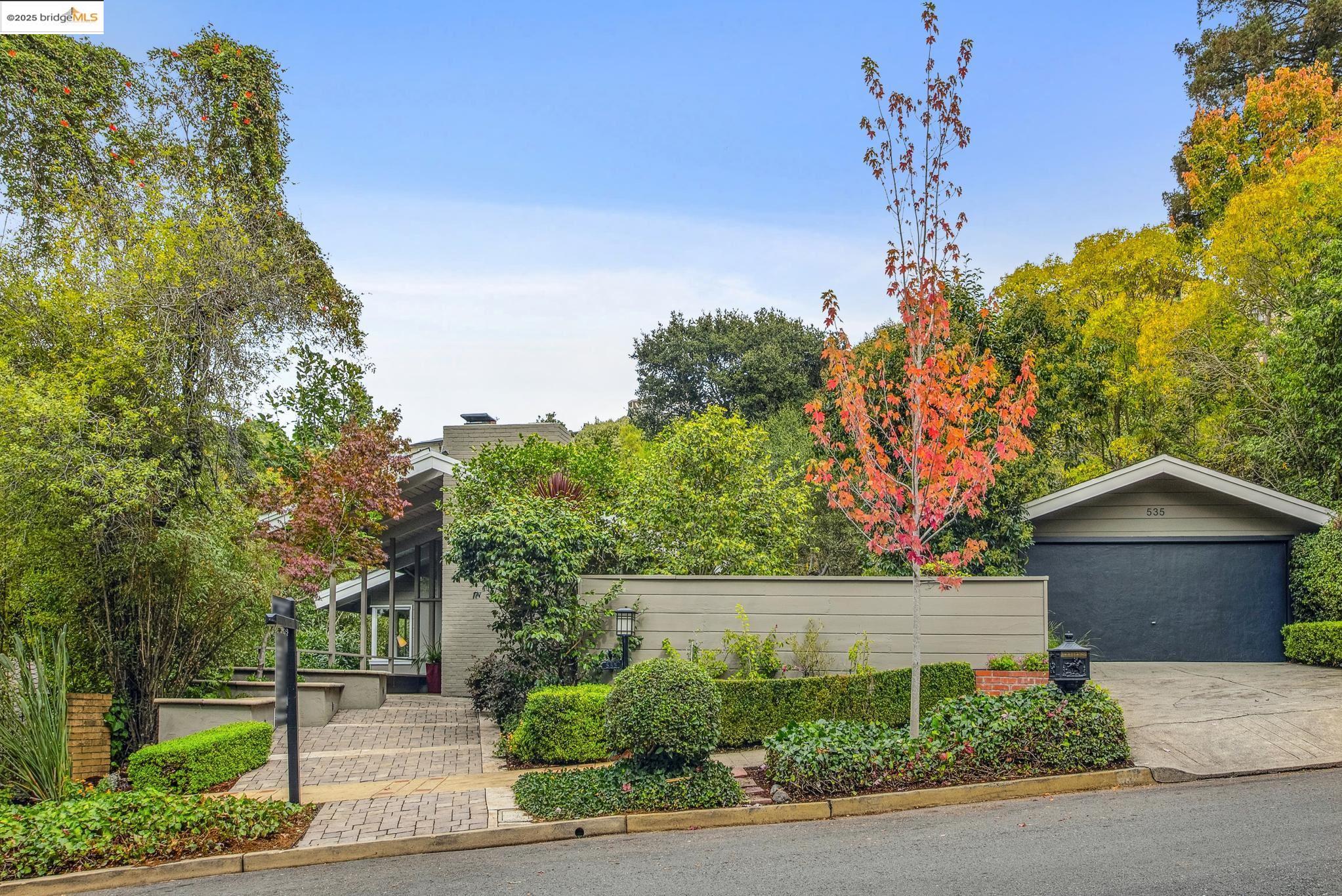535 Hampton Road Piedmont, CA 94611 - Photo 1 of 1 front view of a house with a street