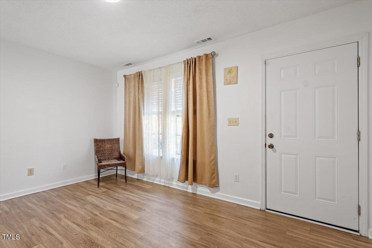 8110 Farmlea Circle Raleigh, NC 27616 - Photo 3 of 15 IMG_0066