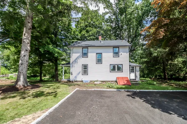 $500,000 | 27 Obtuse Road South, Brookfield, CT 06804