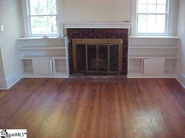 700 Old Grove Road Piedmont, SC 29673 - Photo 3 of 6 Gallery Image 3