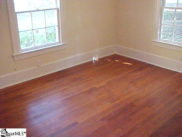 700 Old Grove Road Piedmont, SC 29673 - Photo 5 of 6 Gallery Image 5