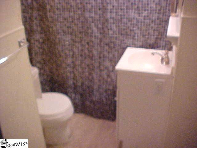 700 Old Grove Road Piedmont, SC 29673 - Photo 6 of 6 Gallery Image 6