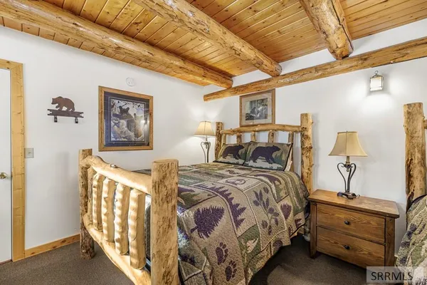 $1,095,000 | 4120 Quakie Lane, Island Park, ID 83429