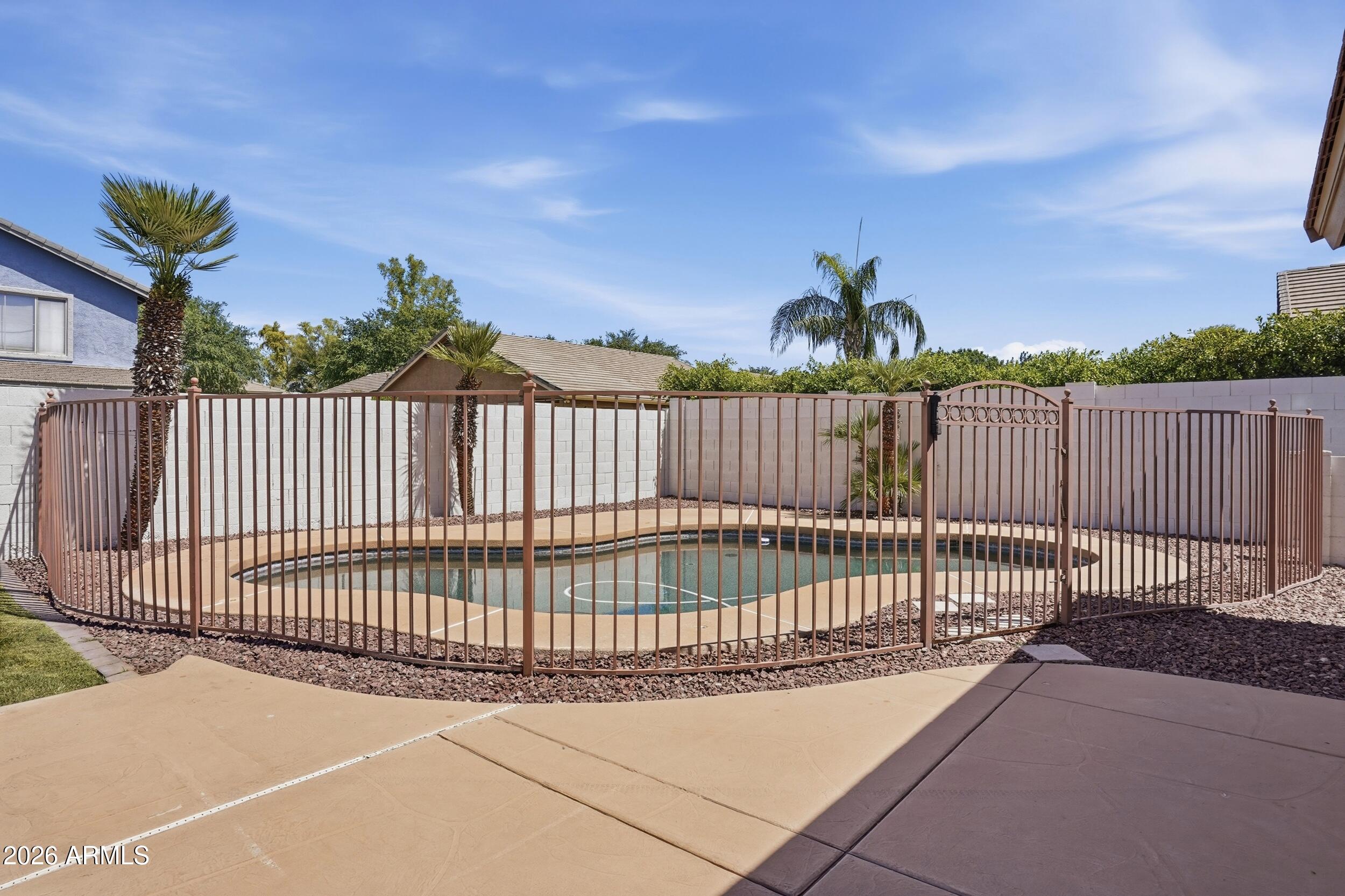 3262 East Cotton Lane Gilbert, AZ 85234 - Photo 44 of 53 a view of a balcony