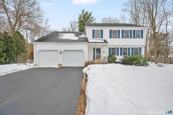 $569,900 | 10 Devonshire Drive, South Windsor, CT 06074