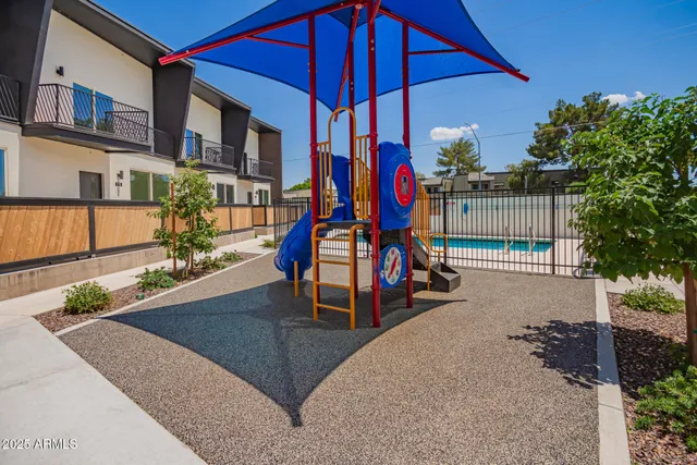 $2,275 | 3426 East University Drive, Unit 113, Mesa, AZ 85213