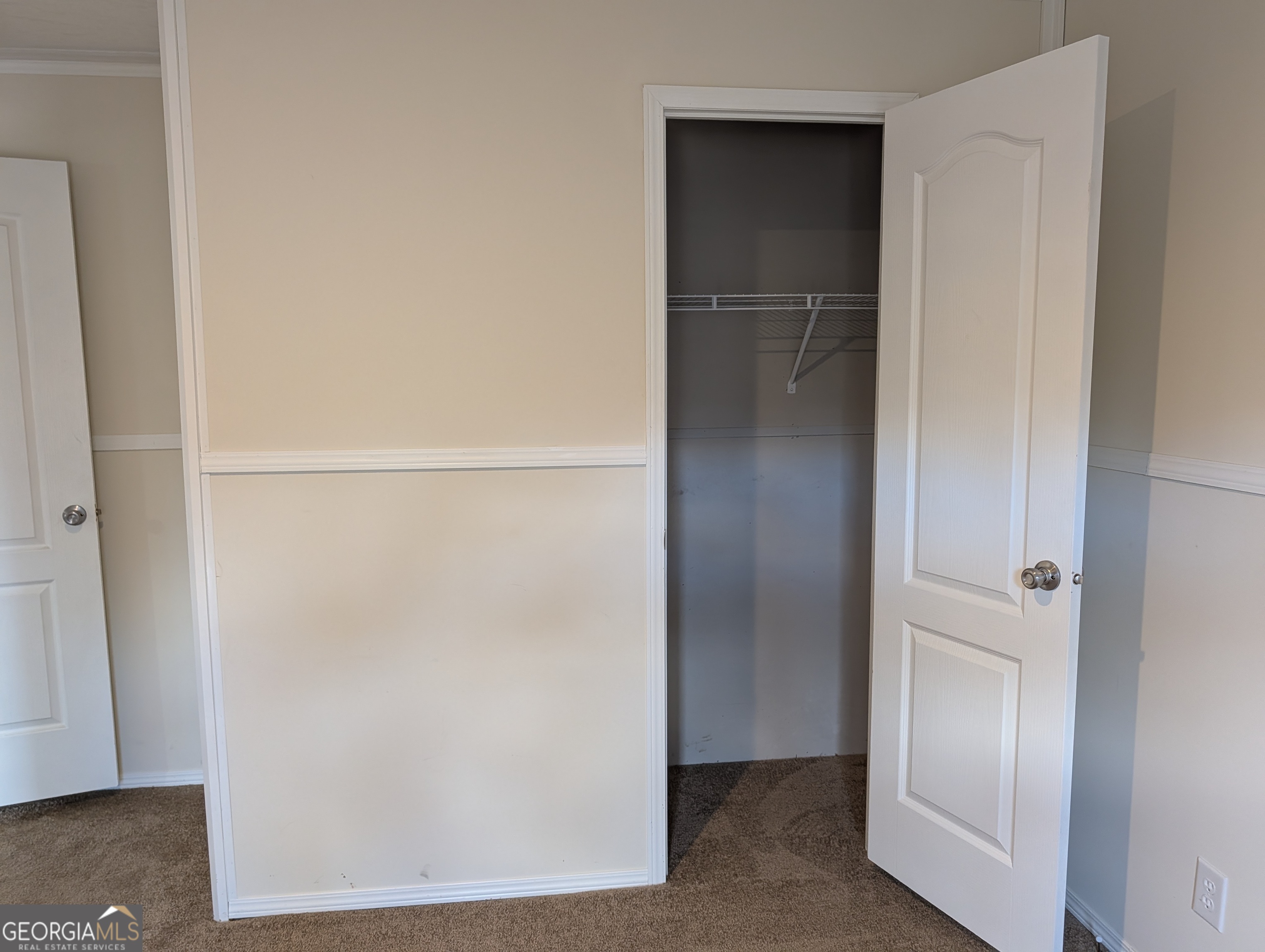 675 Fir Street Jesup, GA 31546 - Photo 19 of 22 a view of closet area