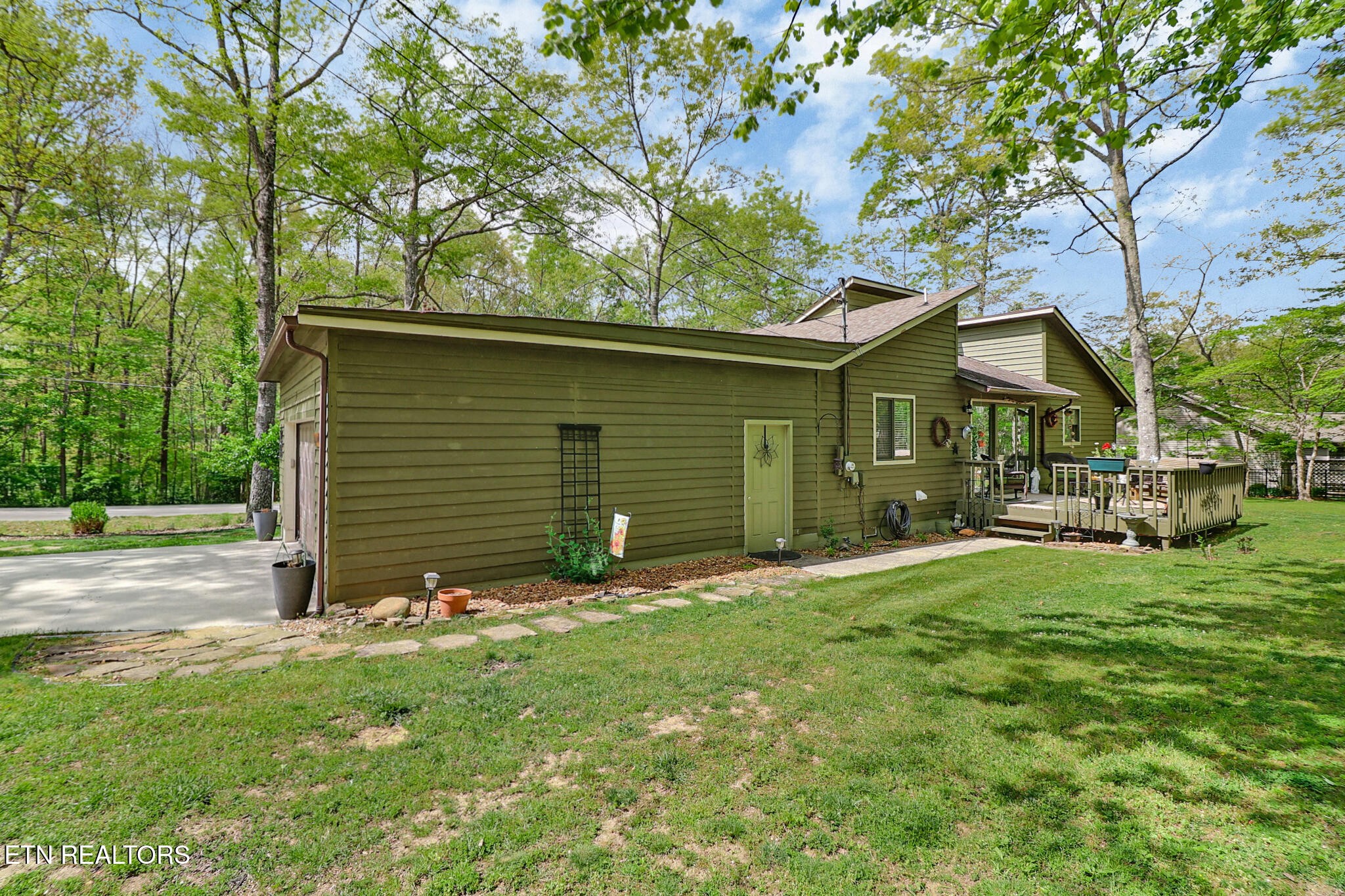129 Norcross Road Crossville, TN 38558 - Photo 5 of 33
