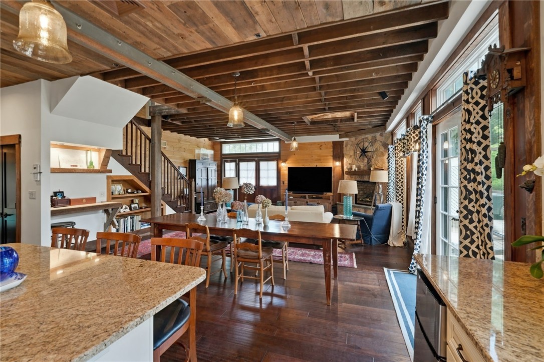 352 Spring Street Newport, RI 02840 - Photo 34 of 50