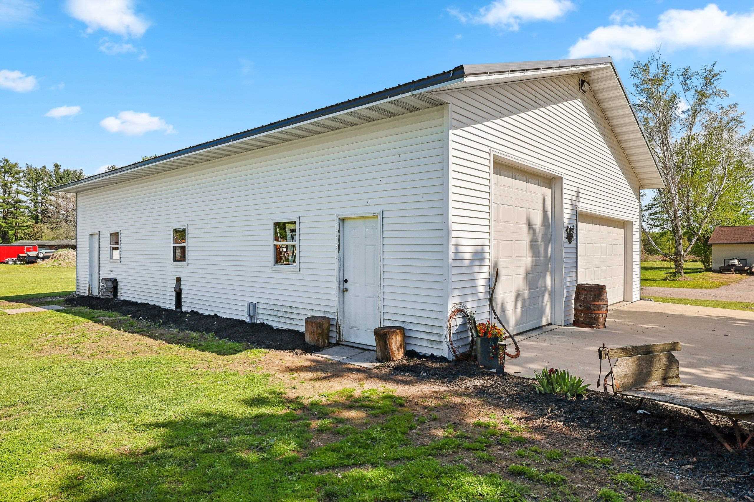 504 Sunrise Road Tigerton, WI 54486 - Photo 6 of 72