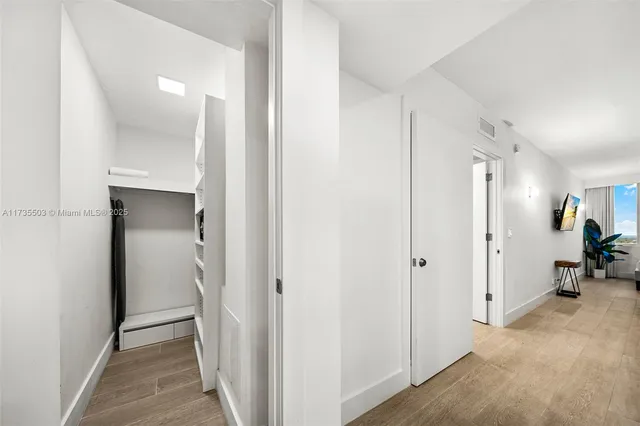 $16,000 | Mid Beach, Miami Beach, FL 33139