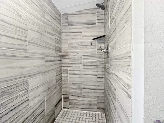 $154,000 | 13981 Vincent Pl Avenue, Denham Springs, LA 70726