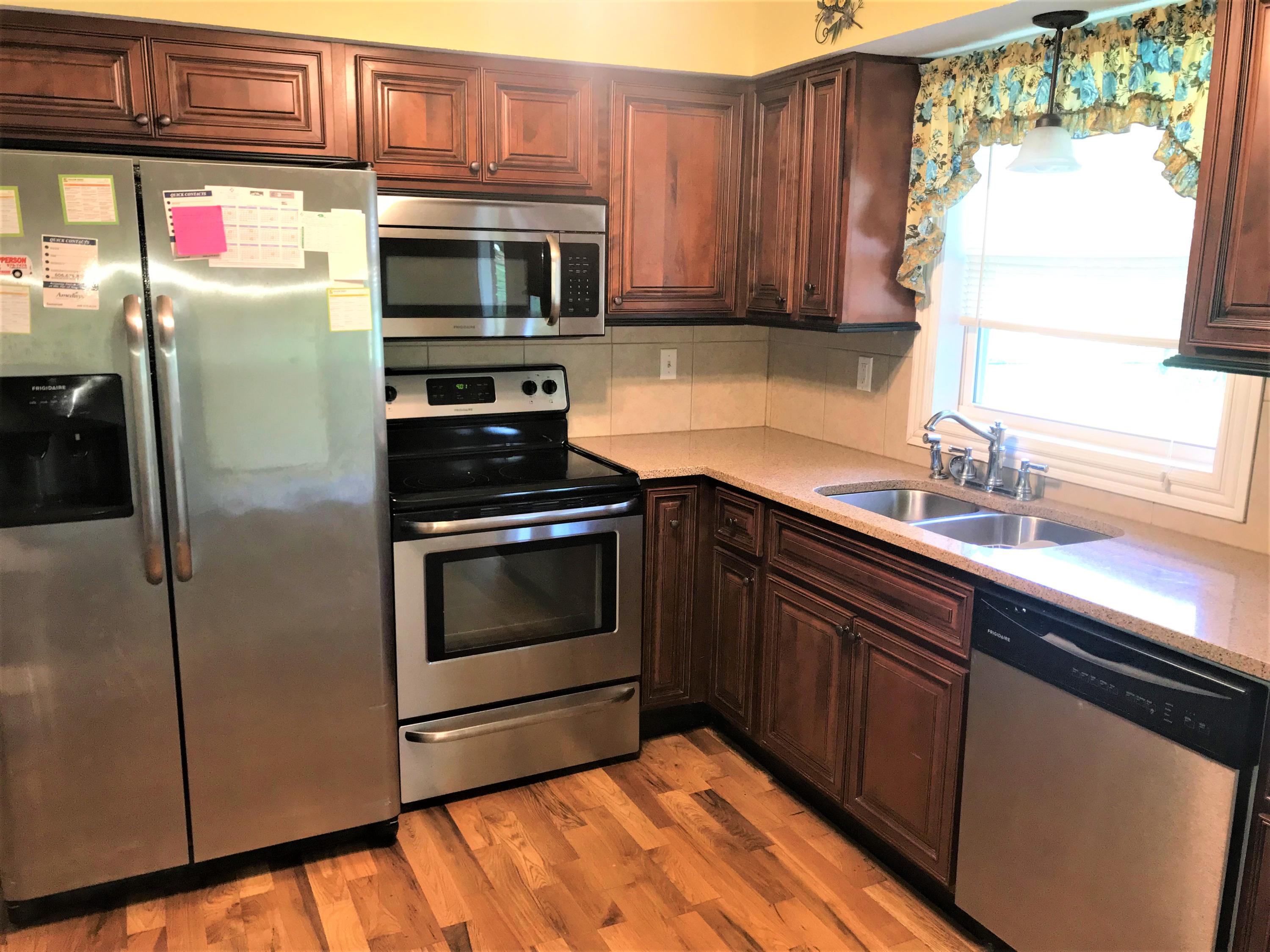 875 West Bourbon Road Somerset, KY 42503 - Photo 10 of 60 Great Kitchen Work Area
