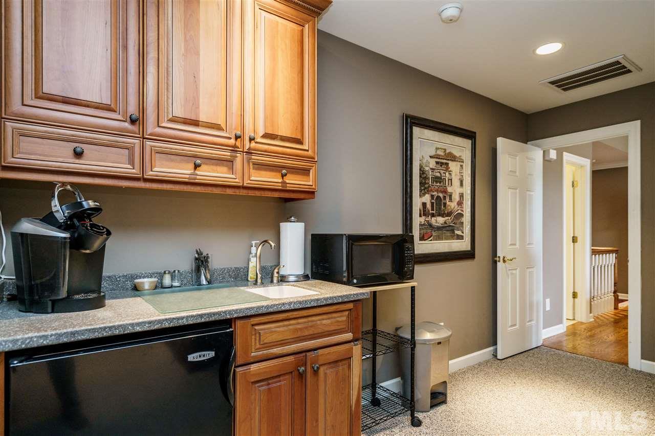 2014 Langham Lane Raleigh, NC 27615 - Photo 21 of 29 Gallery Image 21