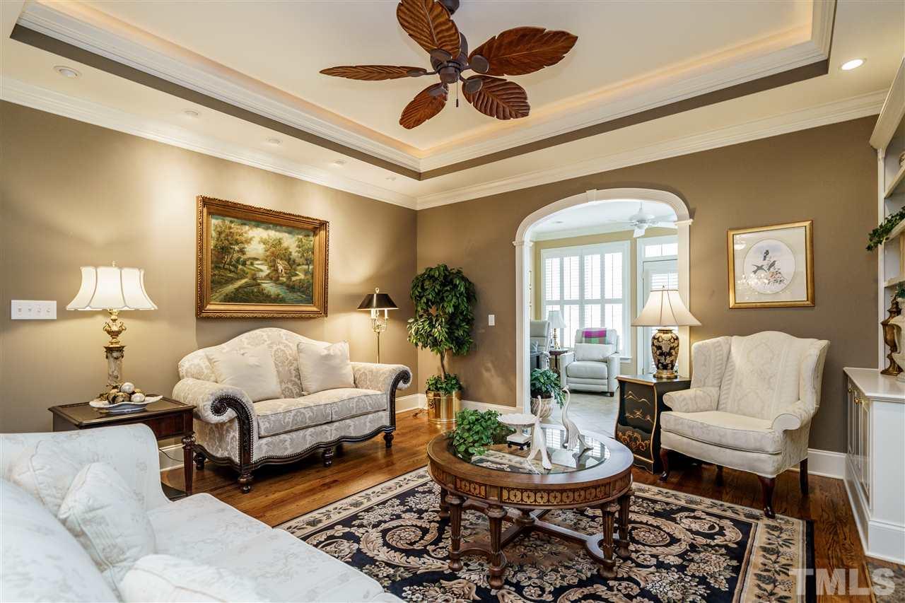 2014 Langham Lane Raleigh, NC 27615 - Photo 5 of 29 Gallery Image 5