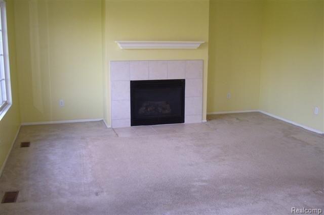 31324 Cedar Ridge Lane Madison Heights, MI 48071 - Photo 3 of 3 LVNGRM