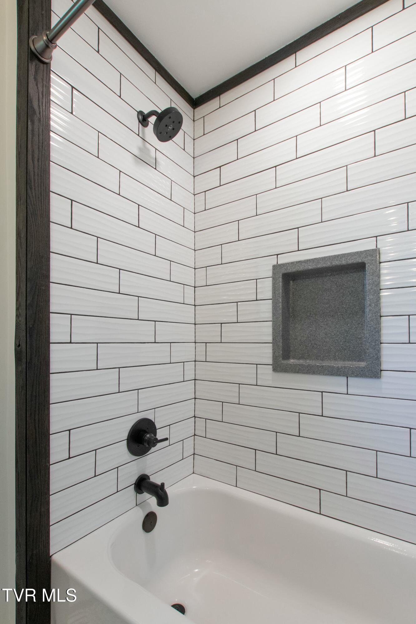 416 Mockingbird Road Bristol, TN 37620 - Photo 23 of 43 tempImagehE49bY